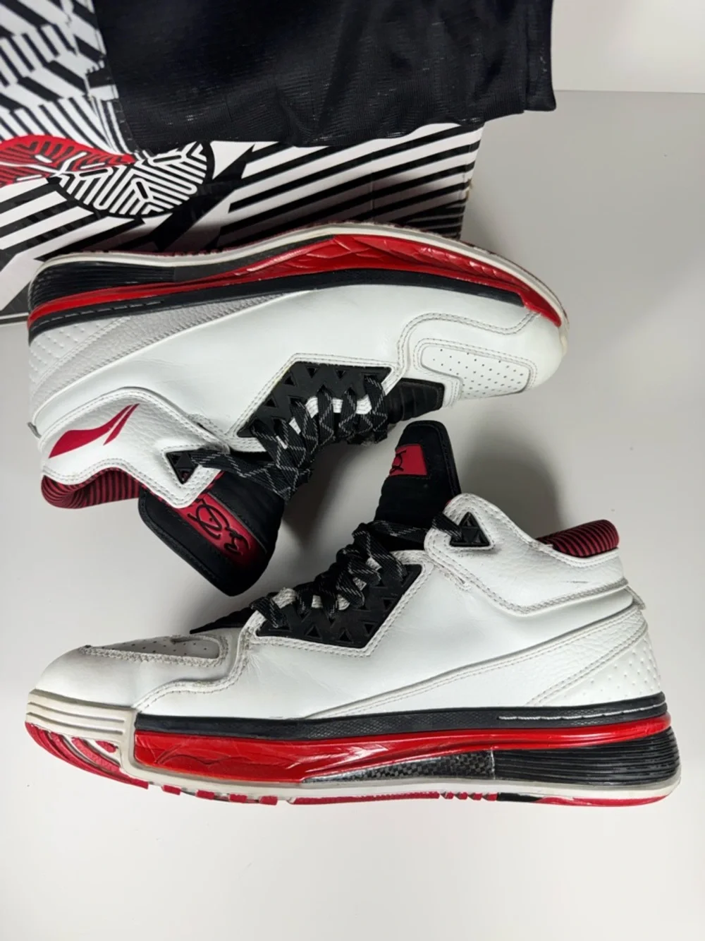 Li-Ning Way of Wade 2 Overtown Dwayne Wade White Red Black Men’s 12 WOW Sneakers